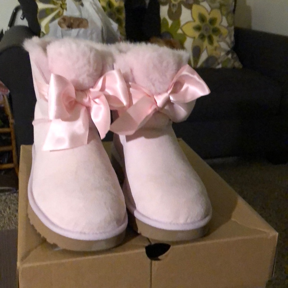 Ugg Gita Bow mini
